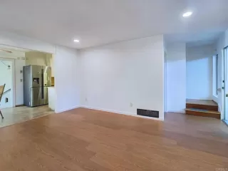 Photo #1: PTP2305756 Listing