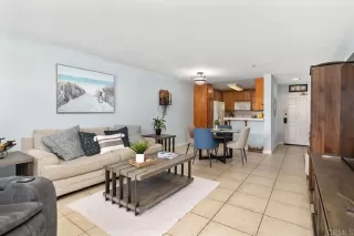 Photo #5: PTP2305785 Listing 