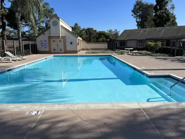 MLS: PTP2305805 Condo For Sale