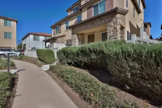 Photo #1: PTP2305808 Listing