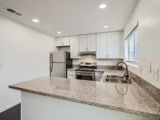 Photo #1: PTP2305835 Listing