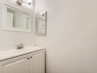 Photo #3: PTP2305835 Listing