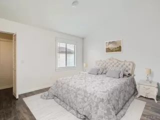 Photo #5: PTP2305835 Listing