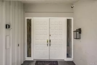 Photo #3: PTP2305885 Listing