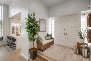 Photo #4: PTP2305885 Listing