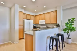 Photo #2: PTP2305897 Listing 