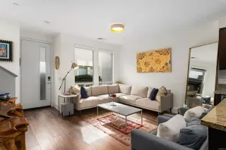 Photo #2: PTP2305995 Listing