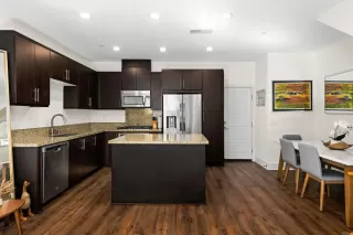 Photo #4: PTP2305995 Listing