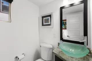 Photo #6: PTP2305995 Listing