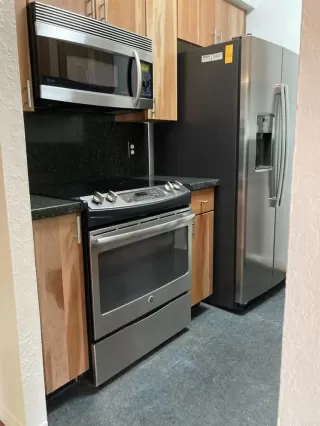 Photo #5: PTP2306057 Listing