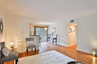 Photo #1: PTP2306142 Listing