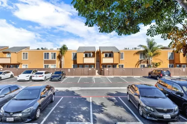 MLS: PTP2400015 Condo For Sale