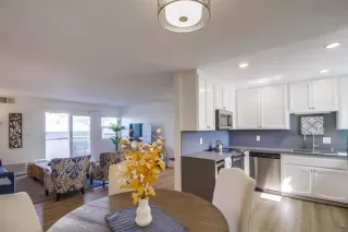 Photo #1: PTP2400104 Listing 