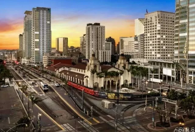 MLS: PTP2400188 Condo For Sale