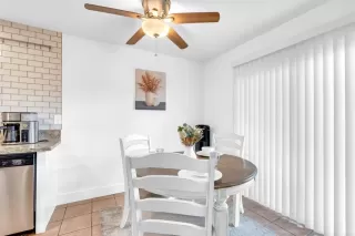 Photo #1: PTP2400209 Listing