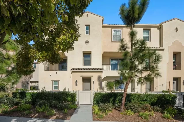 MLS: PTP2400222 Condo For Sale