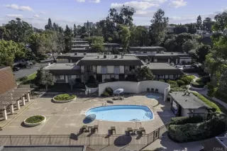 Photo #2: PTP2400362 Listing