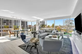 Photo #1: PTP2400380 Listing 