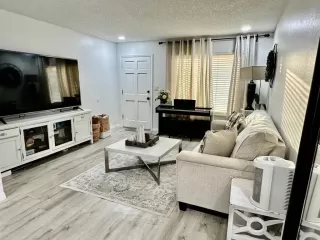 Photo #5: PTP2400393 Listing 