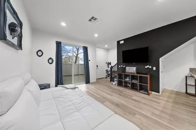 MLS: PTP2400428 Condo For Sale