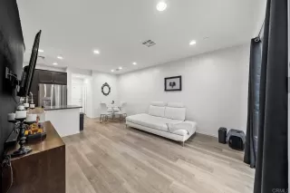 Photo #1: PTP2400428 Listing