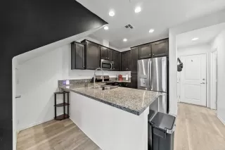 Photo #5: PTP2400428 Listing