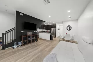 Photo #6: PTP2400428 Listing