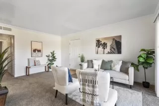 Photo #1: PTP2400531 Listing