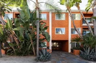 More Details about MLS # PTP2400613 : 3688 1 AVENUE UNIT 16
