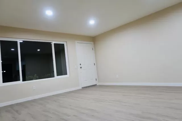 MLS: PTP2400669 Condo For Sale