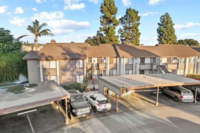 MLS: PTP2400727 Condo For Sale