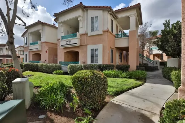 MLS: PTP2400746 Condo For Sale