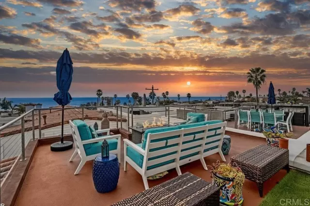 MLS: PTP2400772 Condo For Sale