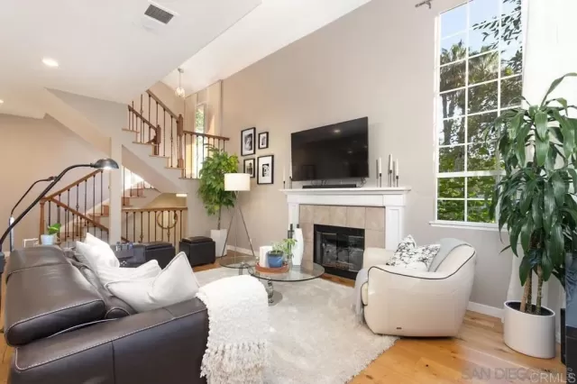 MLS: PTP2400816 Condo For Sale