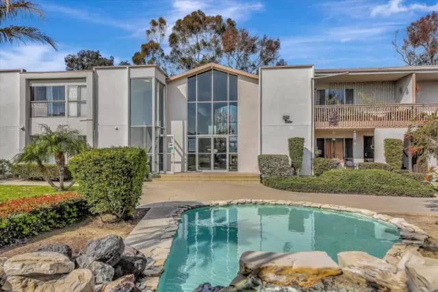 MLS: PTP2400910 Condo For Sale