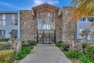 Photo #2: PTP2400910 Listing