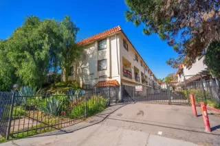 Photo #1: PTP2400947 Listing