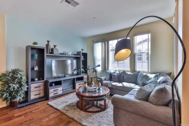 MLS: PTP2400981 Condo For Sale