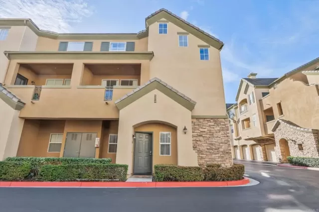 MLS: PTP2401034 Condo For Sale