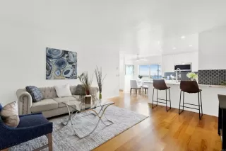 Photo #5: PTP2401050 Listing