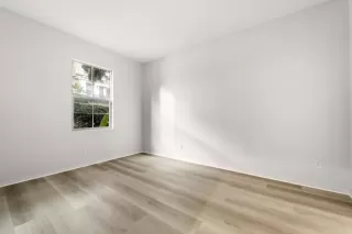 Photo #1: PTP2401054 Listing