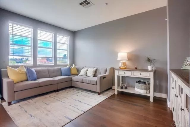 MLS: PTP2401067 Condo For Sale