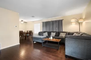 Photo #3: PTP2401117 Listing