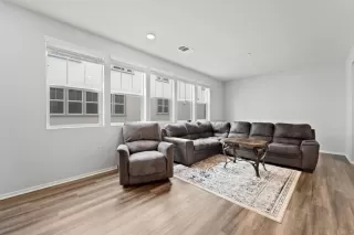 Photo #3: PTP2401126 Listing