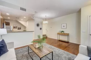 Photo #6: PTP2401305 Listing