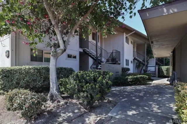 MLS: PTP2401306 Condo For Sale