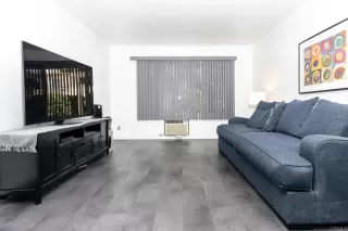 Photo #4: PTP2401339 Listing