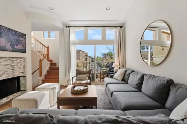 MLS: PTP2401439 Condo For Sale