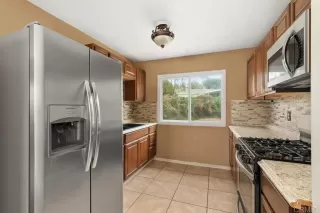 Photo #2: PTP2401485 Listing