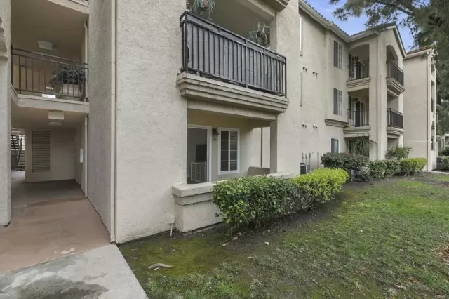 MLS: PTP2401506 Condo For Sale